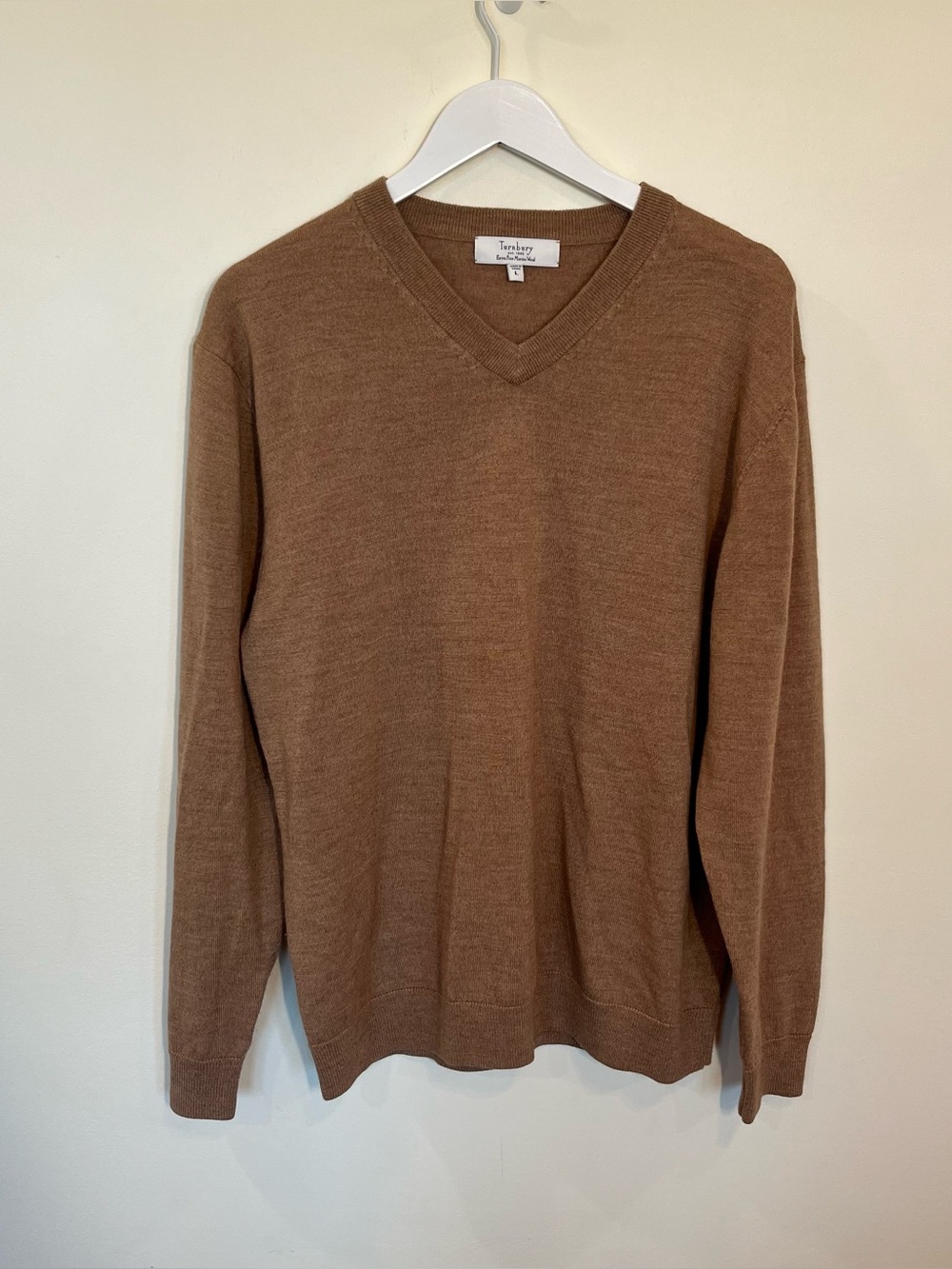 Turnbury Sweater Mens Large Tan Extra Fine Merino Wool V Neck Knit Pullover